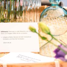 Foto-Challenge Hochzeit (PDF) mit 72 Aufgaben für Smartphones. Printable einfach runterladen und ausdrucken.